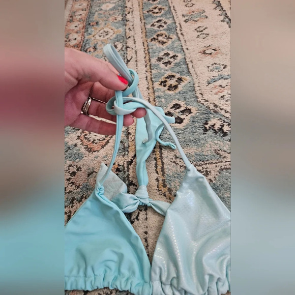 Dippin' Daisy's bikini. Two toned blue. Size Xs/small - Picture 7 of 9